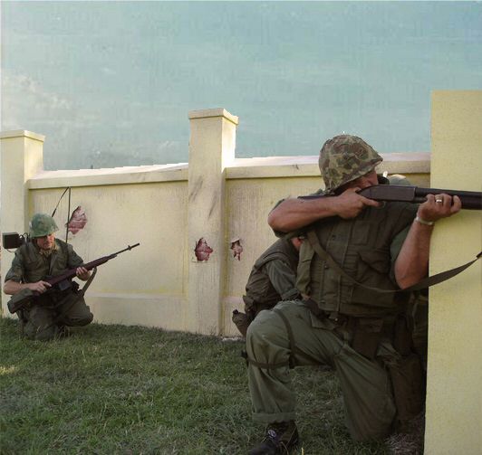 HUEMARINES1W.jpg