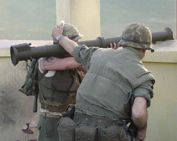 HUEMARINES3W.jpg